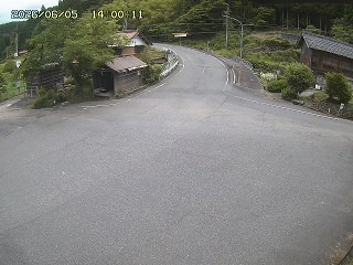 国府町大石