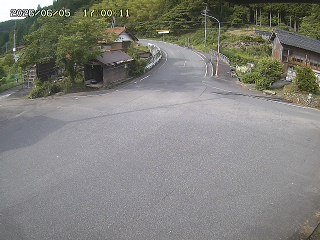 国府町大石