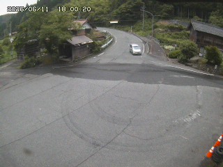 国府町大石