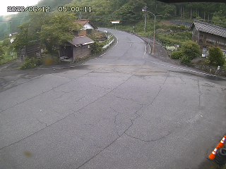 国府町大石