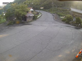 国府町大石