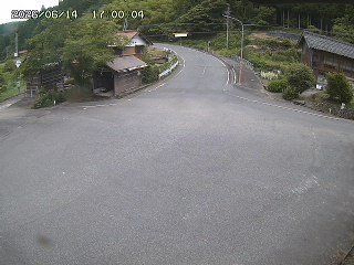 国府町大石