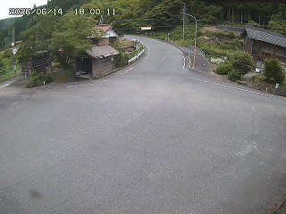 国府町大石