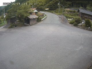 国府町大石