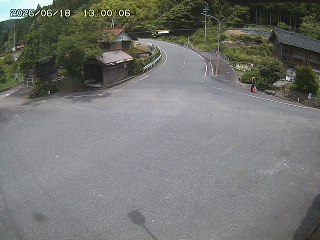 国府町大石
