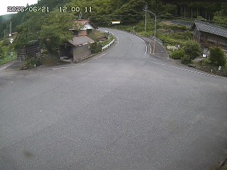 国府町大石