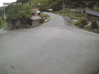 国府町大石