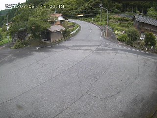 国府町大石