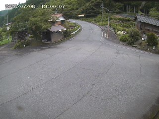 国府町大石