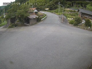 国府町大石