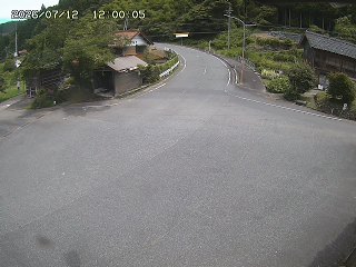 国府町大石