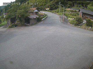 国府町大石