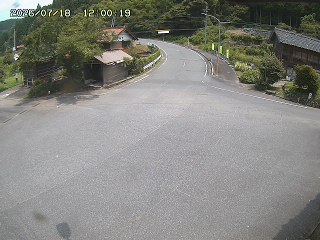 国府町大石
