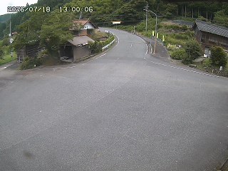 国府町大石
