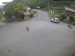 国府町大石