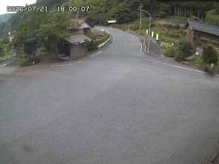 国府町大石