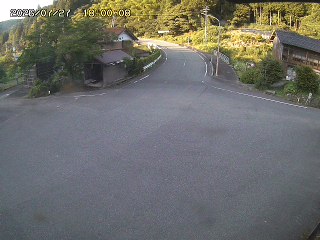 国府町大石