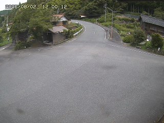 国府町大石