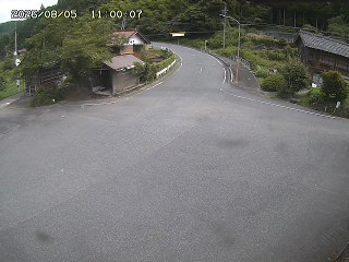 国府町大石