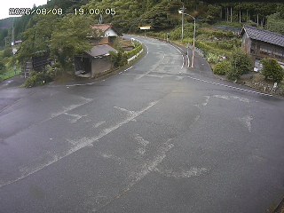 国府町大石