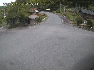国府町大石