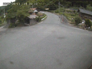 国府町大石