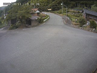 国府町大石