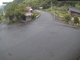 国府町大石