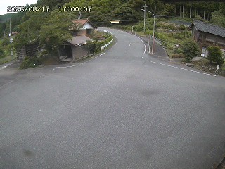 国府町大石