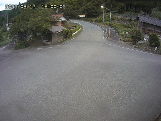 国府町大石