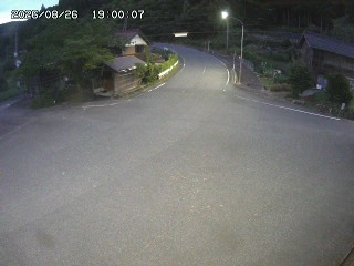 国府町大石