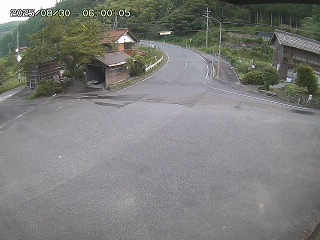 国府町大石