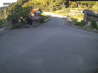 国府町大石