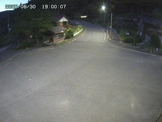国府町大石