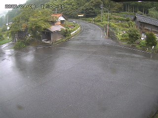 国府町大石