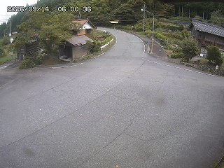 国府町大石