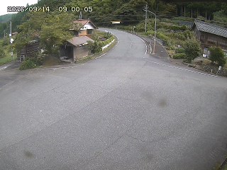 国府町大石