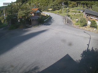 国府町大石