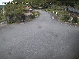 国府町大石