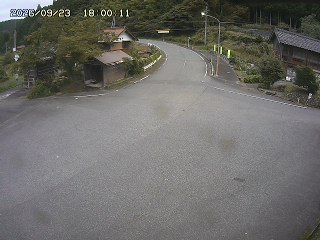 国府町大石