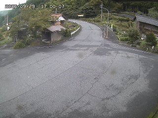 国府町大石