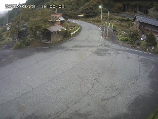 国府町大石