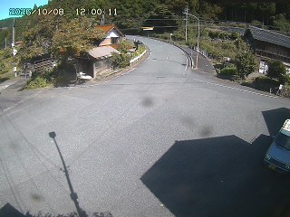 国府町大石