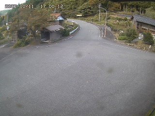 国府町大石