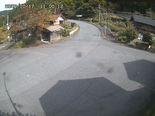 国府町大石