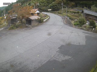 国府町大石