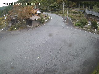 国府町大石
