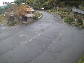 国府町大石