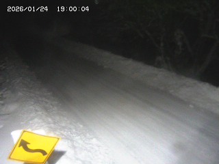 日南町阿毘縁【万丈峠】