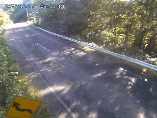 日南町阿毘縁【万丈峠】